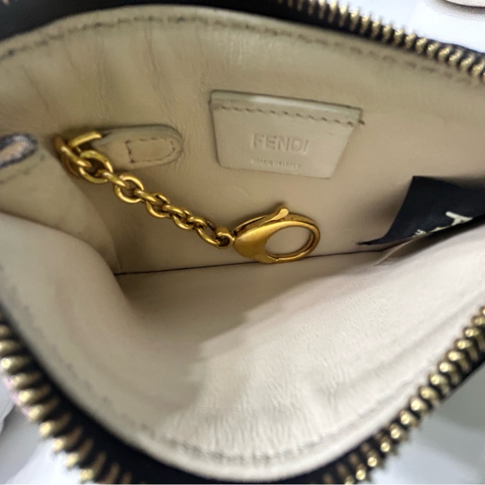 FENDI Peekaboo Key Pouch - Picture 5 of 9